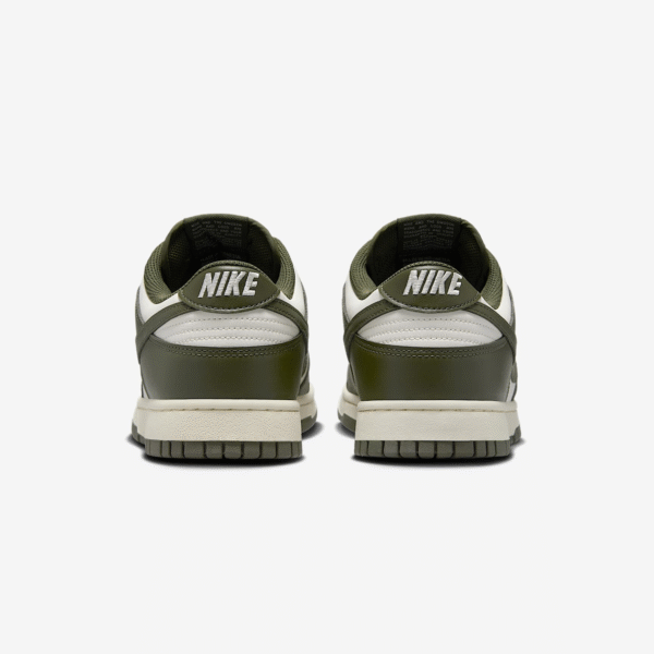 nike dunk low retro - Image 3
