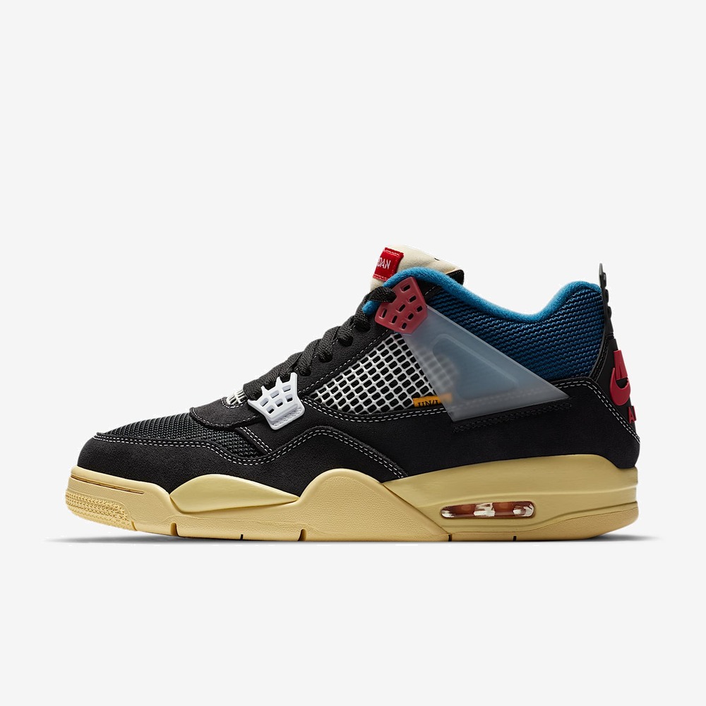 Air Jordan 4 Retro SP Off Noir Vista 2
