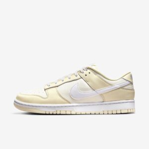 Nike Dunk Low Retro Coconut Milk Vista 1