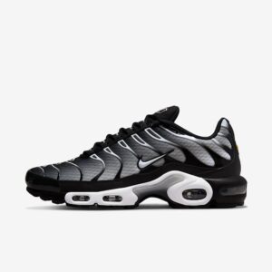 Nike Air Max Plus Black Vista 1
